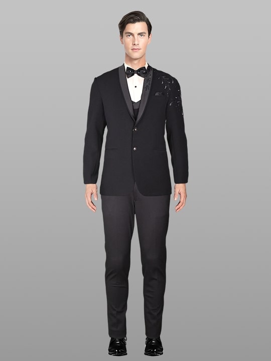 Suit_01